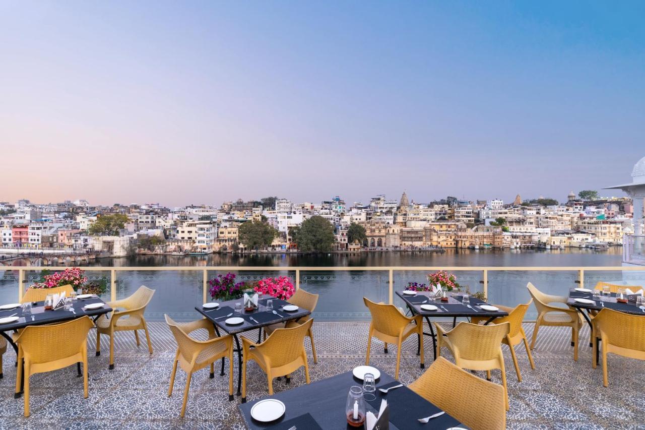 Sarovar - Lake Facing Boutique Hotel On Lake Pichola Удайпур Екстериор снимка