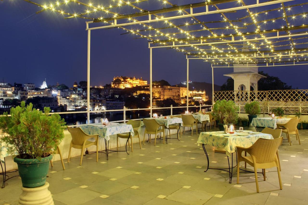 Sarovar - Lake Facing Boutique Hotel On Lake Pichola Удайпур Екстериор снимка