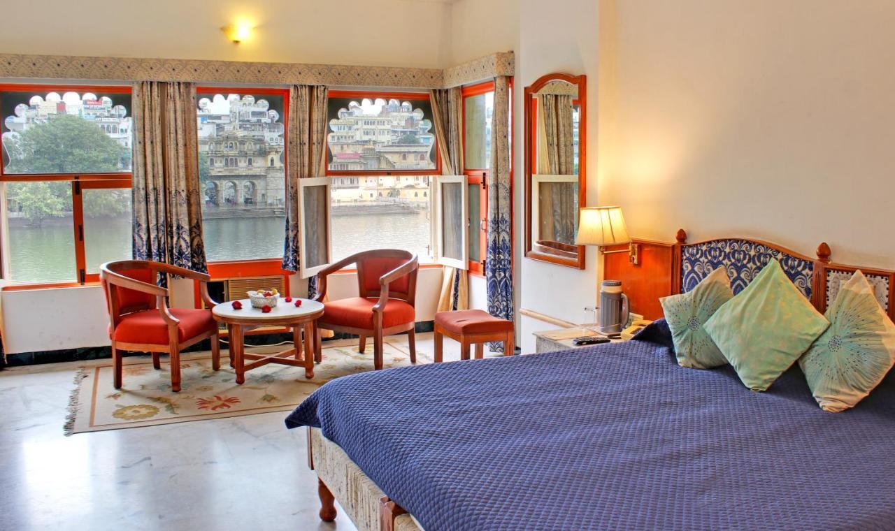 Sarovar - Lake Facing Boutique Hotel On Lake Pichola Удайпур Екстериор снимка