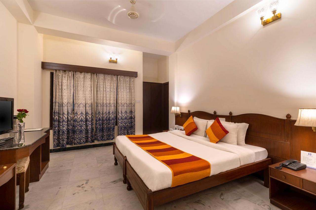 Sarovar - Lake Facing Boutique Hotel On Lake Pichola Удайпур Екстериор снимка