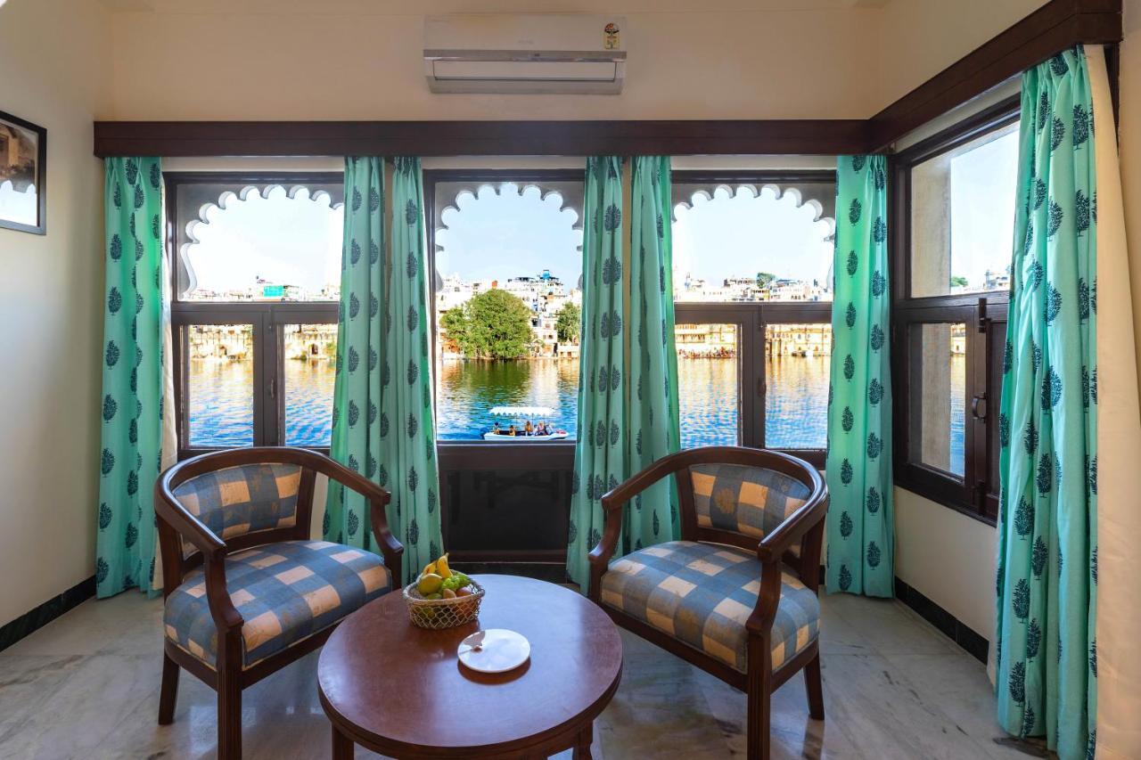 Sarovar - Lake Facing Boutique Hotel On Lake Pichola Удайпур Екстериор снимка