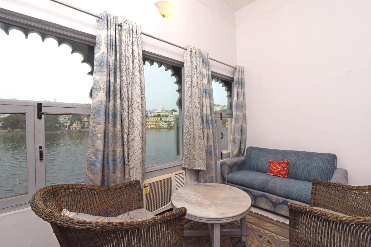 Sarovar - Lake Facing Boutique Hotel On Lake Pichola Удайпур Екстериор снимка