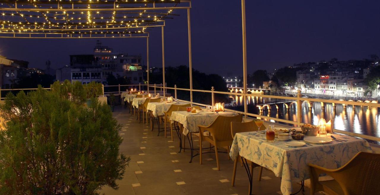 Sarovar - Lake Facing Boutique Hotel On Lake Pichola Удайпур Екстериор снимка