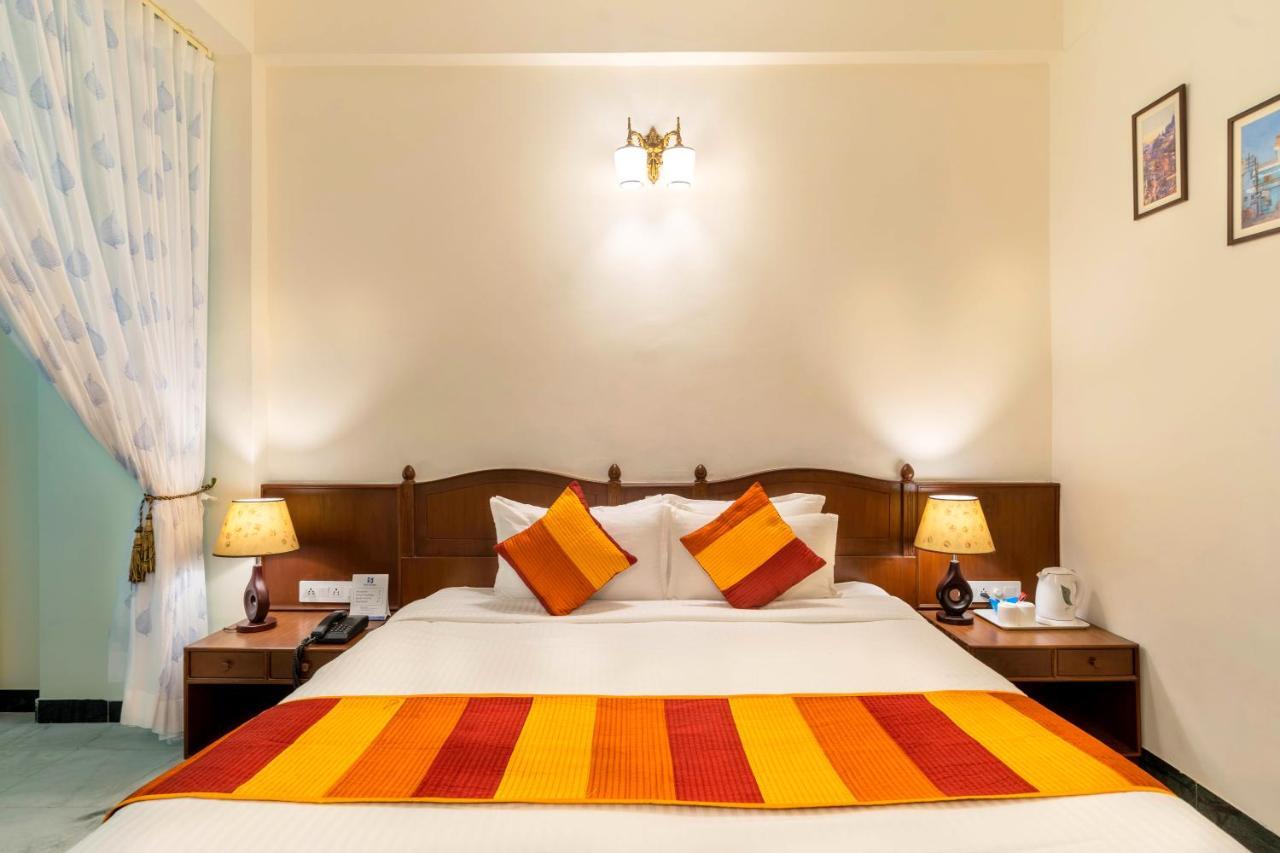 Sarovar - Lake Facing Boutique Hotel On Lake Pichola Удайпур Екстериор снимка
